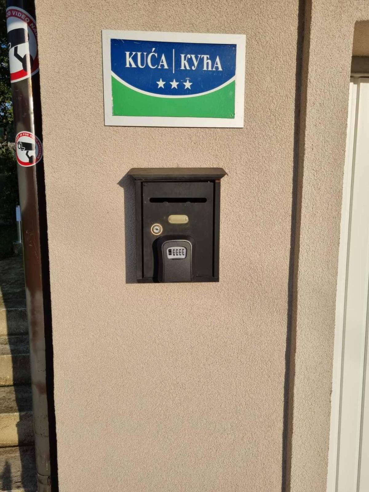 House Apartment Azra Σαράγεβο Εξωτερικό φωτογραφία